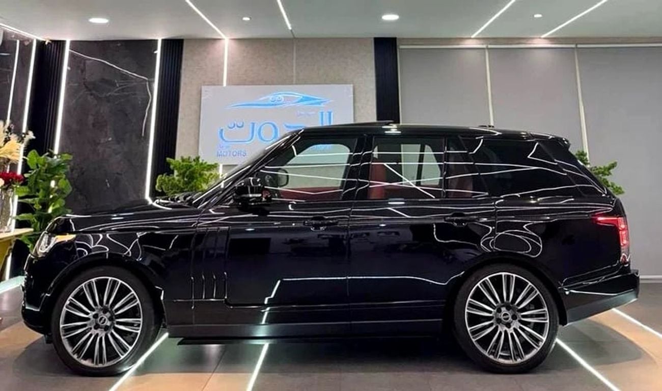 لاند روفر رينج روفر Supercharged 5.0L SUPERCHARGED VOGUE V8 || GCC II FULLY LOADED || CHASSIS ACCIDENT FREE || RED INTER
