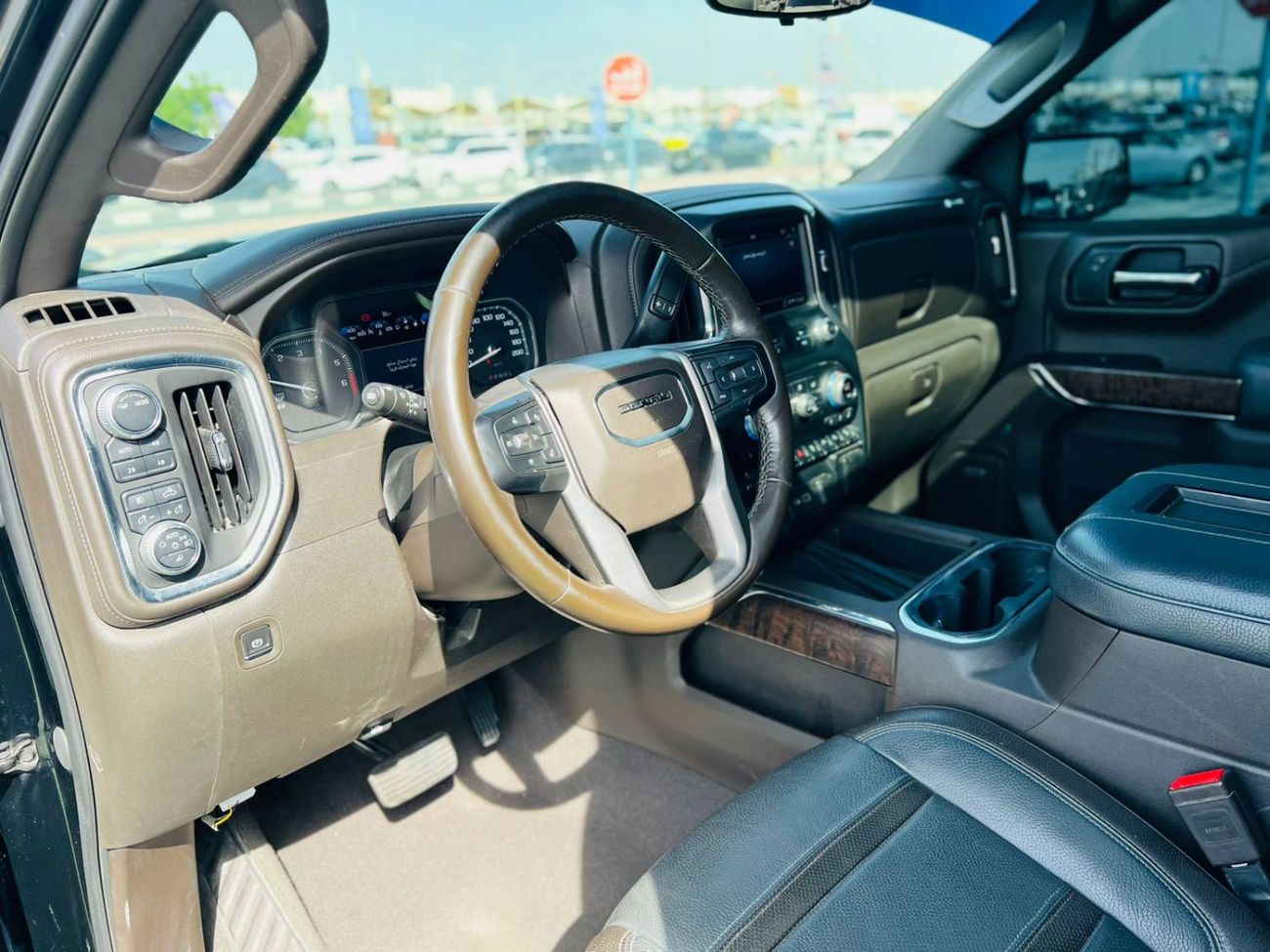 GMC Sierra GMC SIERRA DENALI 2020 5.3L V8 SLT Crew Cab (AWD) /V8