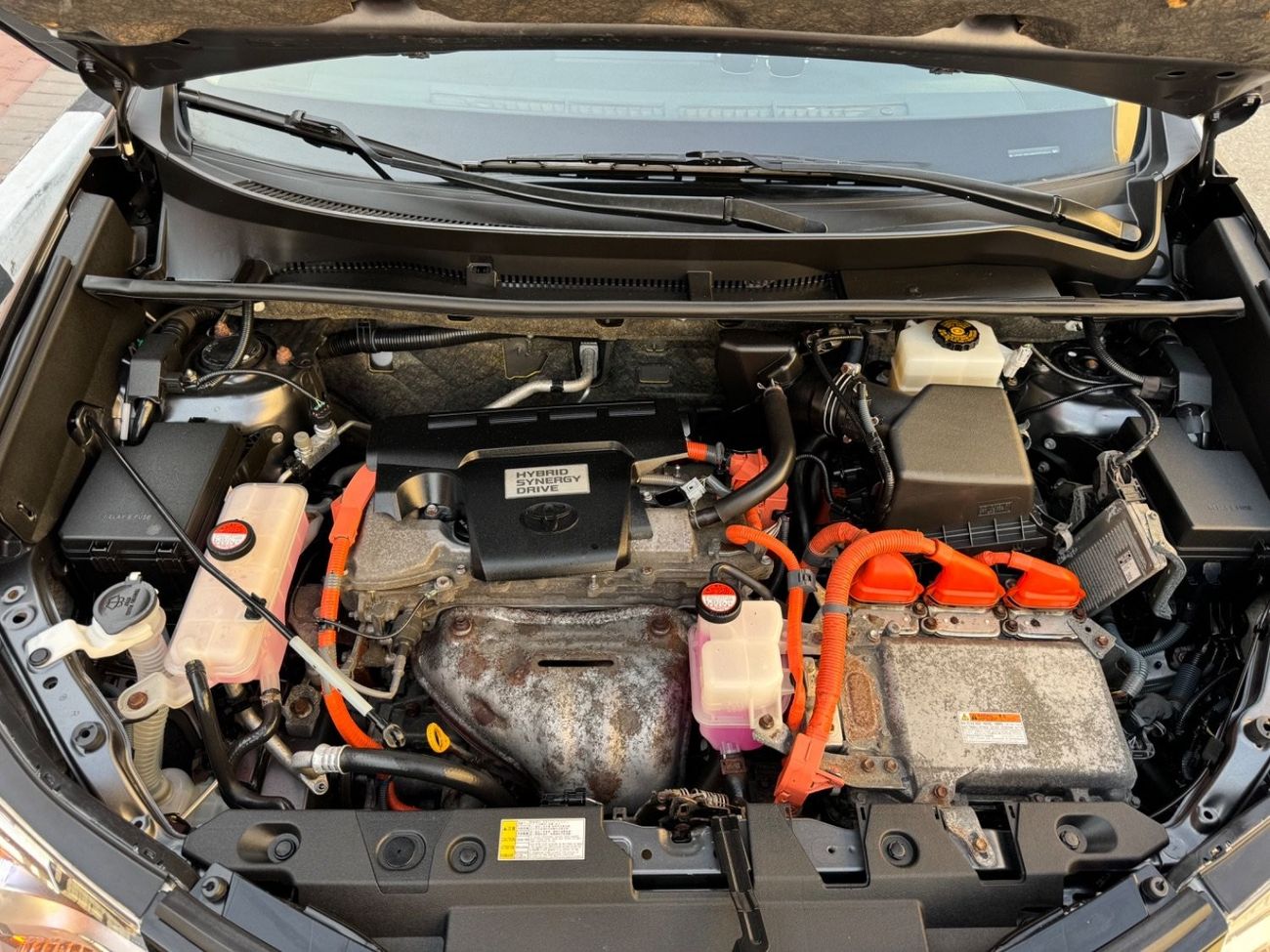 Toyota RAV4 2016 LIMITED HYBRID ENGINE FULL OPTION AWD LOW MILES USA IMPORTED