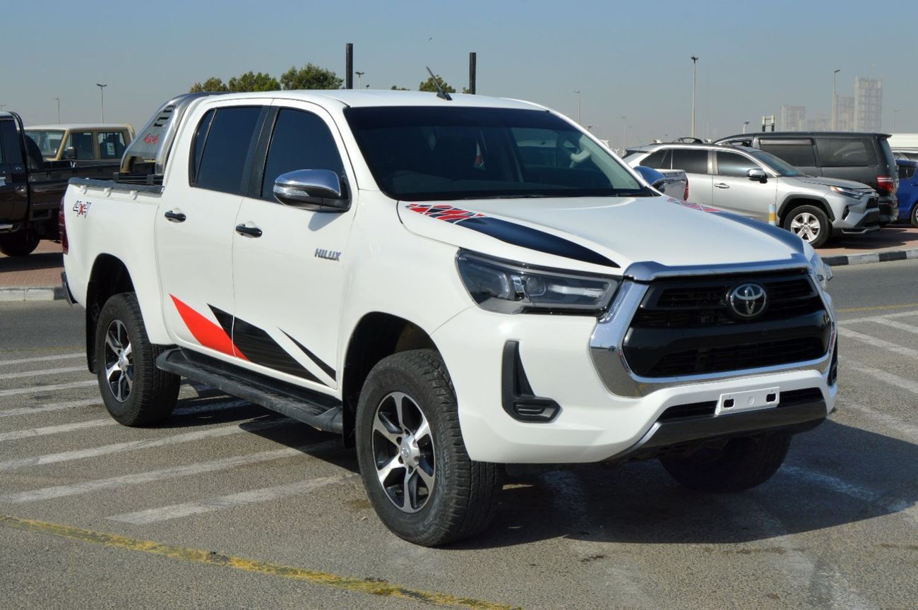 تويوتا هيلوكس DLS Double Cabin  Right Hand Drive  Year: 2020 Engine:  2.8L/ V4