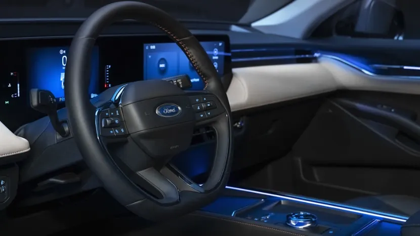 فورد توروس interior - Cockpit