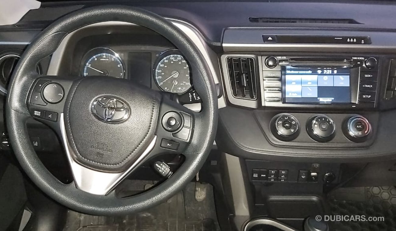 Toyota RAV4 TOYOTA RAV 4 LE  2.5L  2018    20000KM CANADIAN