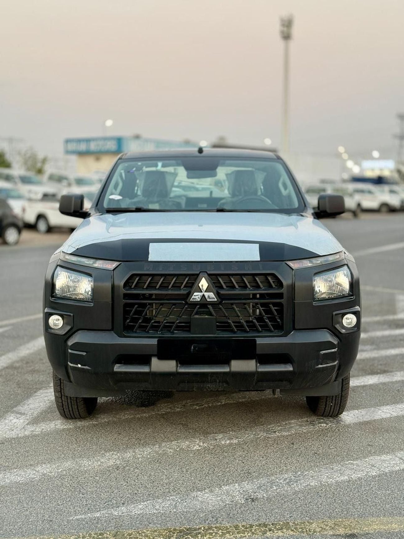 Mitsubishi L200 GL Double Cab Petrol 2.4L