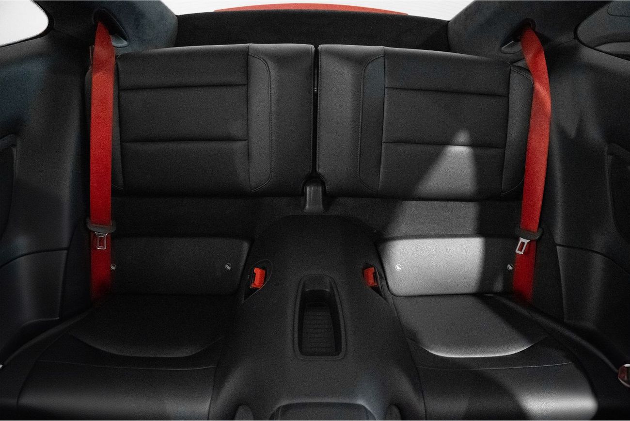 Porsche 911 Carrera 3.6L Coupe