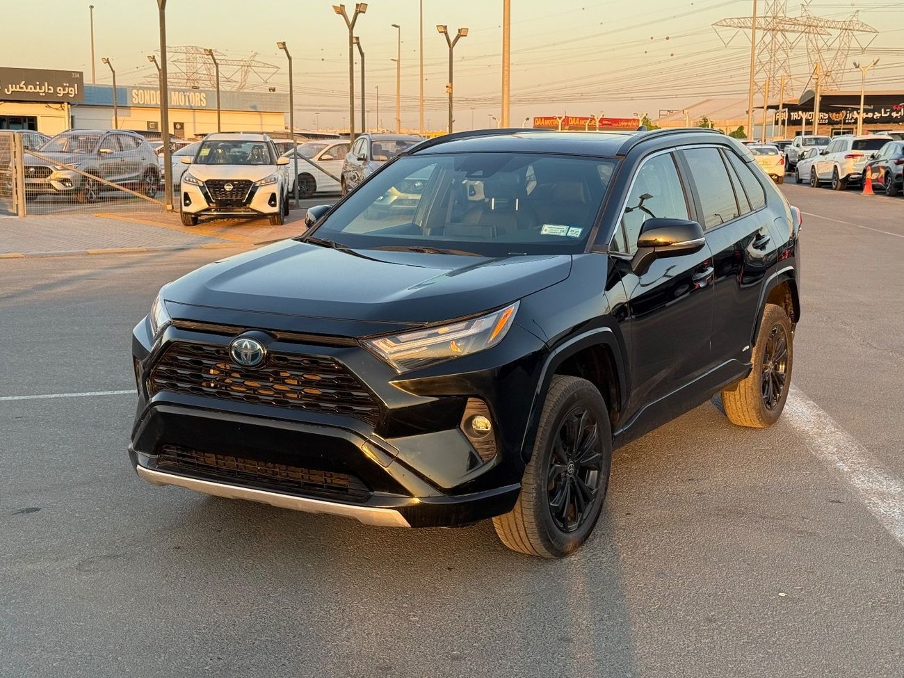 تويوتا راف ٤ 2022 TOYOTA RAV4 SE HYBRID 4x4 FULL OPTIONS IMPORTED FROM USA
