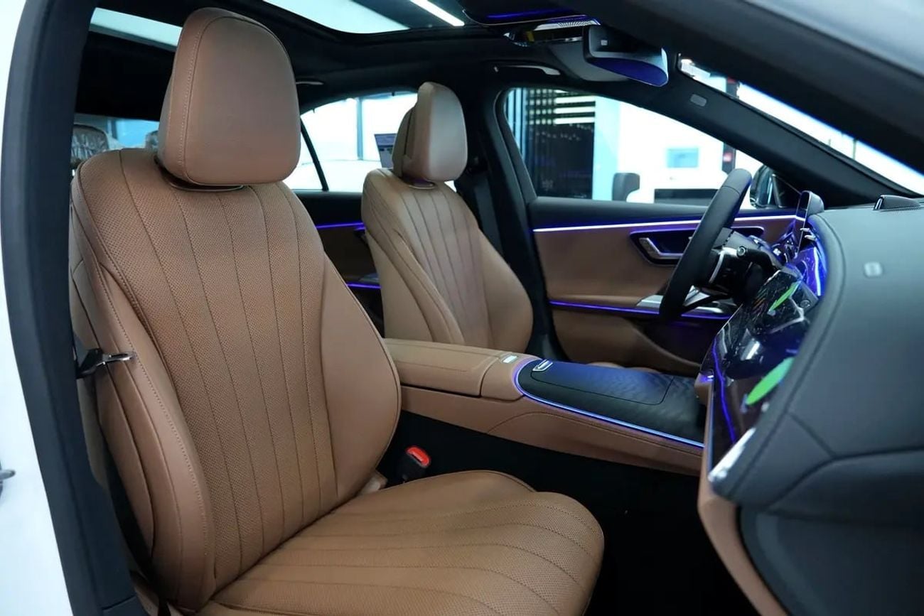 Mercedes Benz E300 E 300 | GCC 0km | Agency Warranty | AMG Package