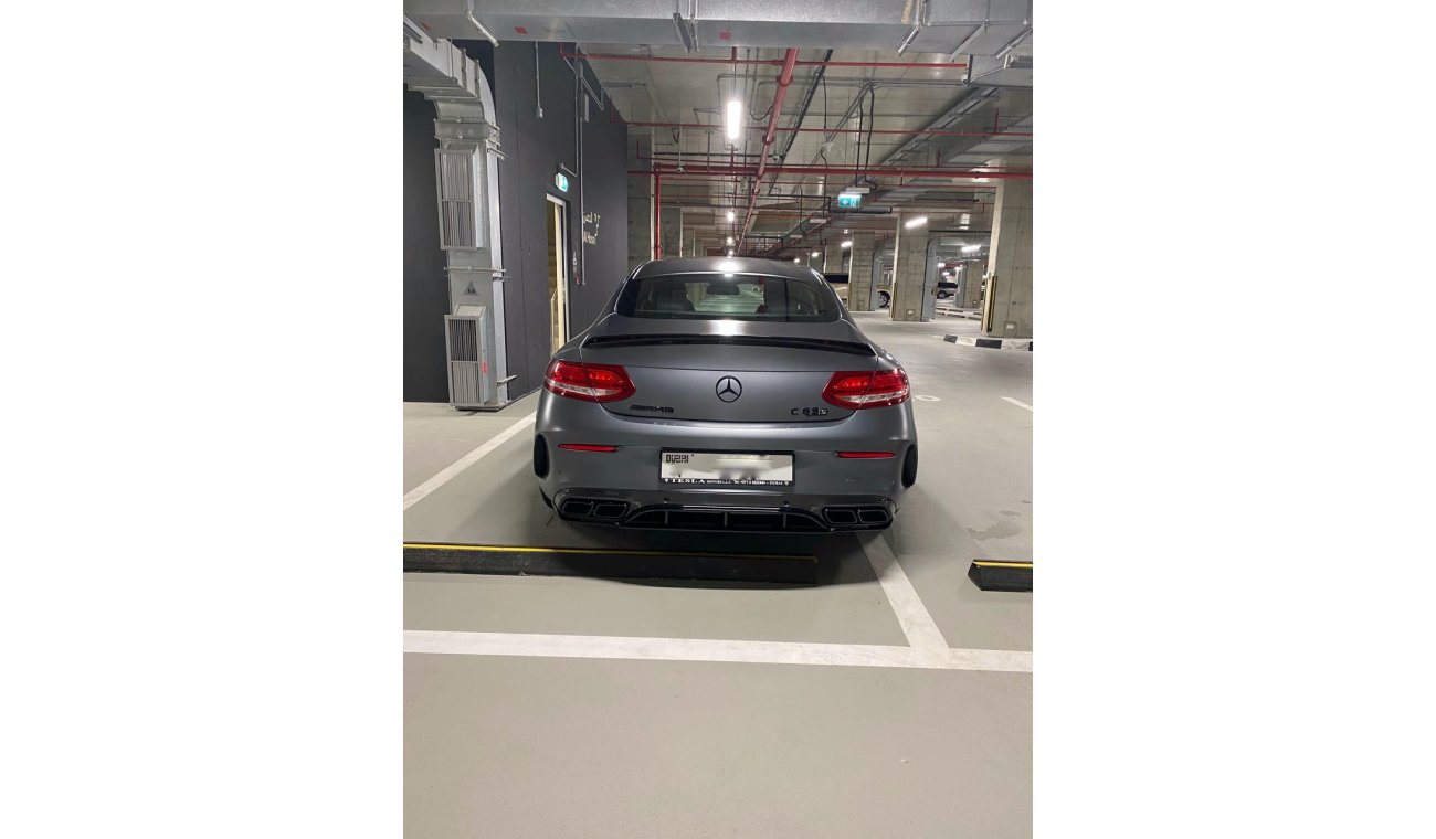 مرسيدس بنز C 63 كوبيه AMG