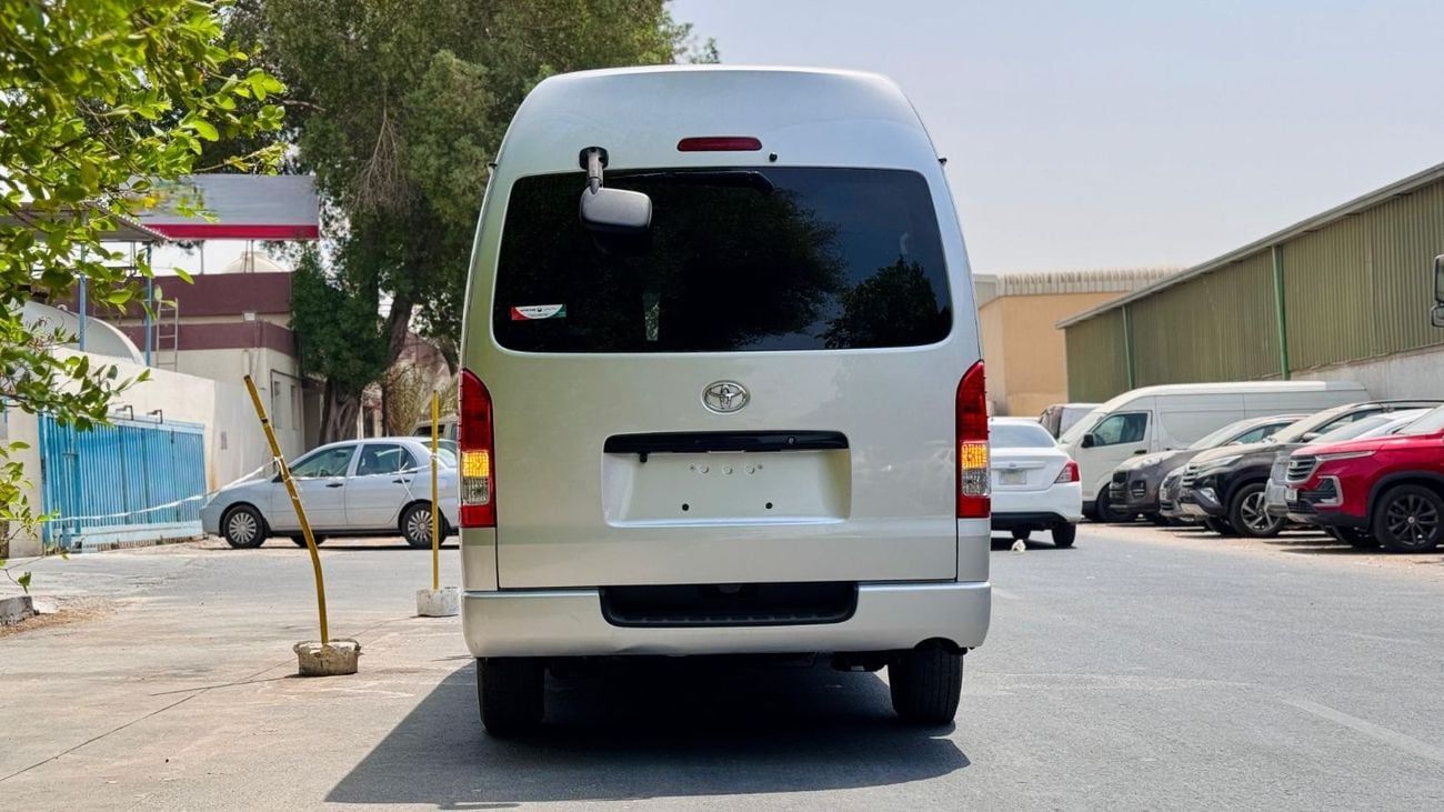 Toyota Hiace 13 SEATER | 2.0L PETROL ENGINE | AUTOMATIC TRANSMISSION | 2018