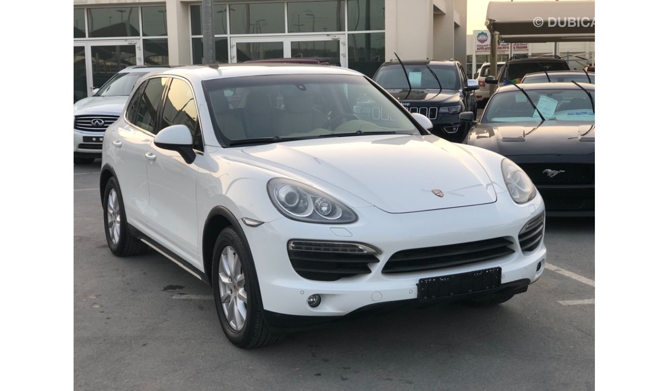 Porsche Cayenne S PORSCHE CAYENNE S MODEL 2014 GCC car perfect condition full option panoramic roof leather seats back