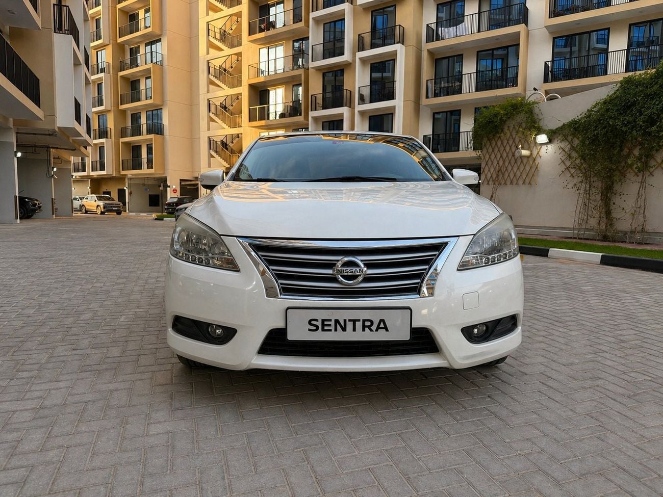 نيسان سنترا SL 1.8L