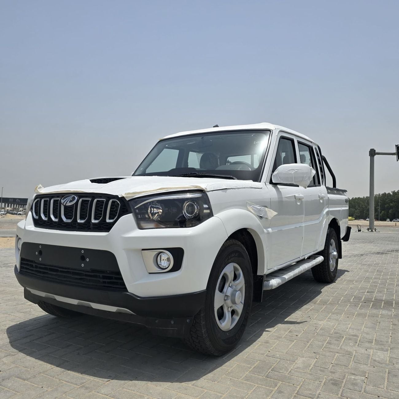 Mahindra Pik Up MAHINDRA PIK-UP S6 (4x4) DOUBLE CAB – BRAND NEW – GCC SPEC  Powerful and reliable 2.2L mHawk Turbo D