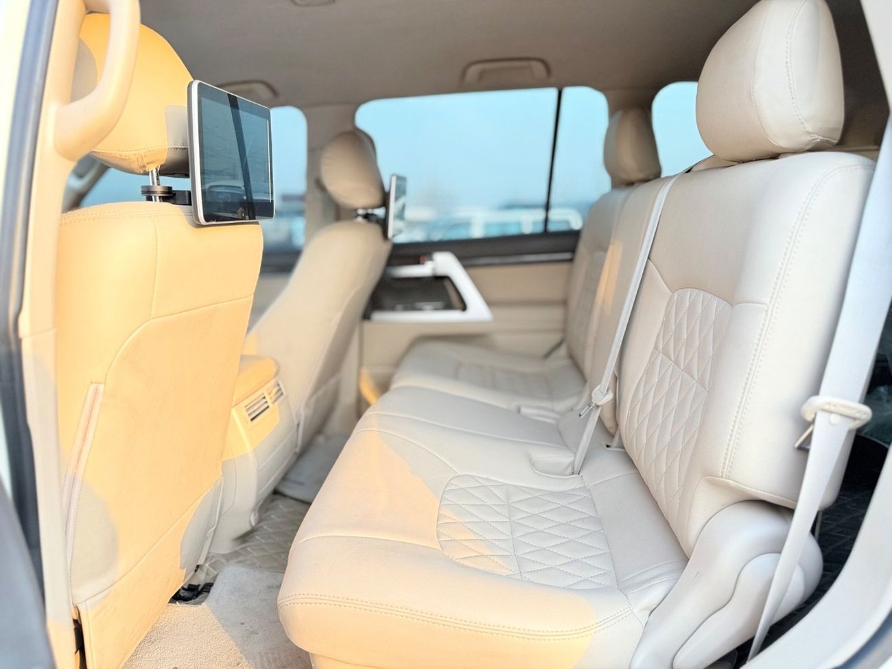 Toyota Land Cruiser 2013 GR upgrade 2025 full loaded GXR 4.0L (271 HP) 4WD V6