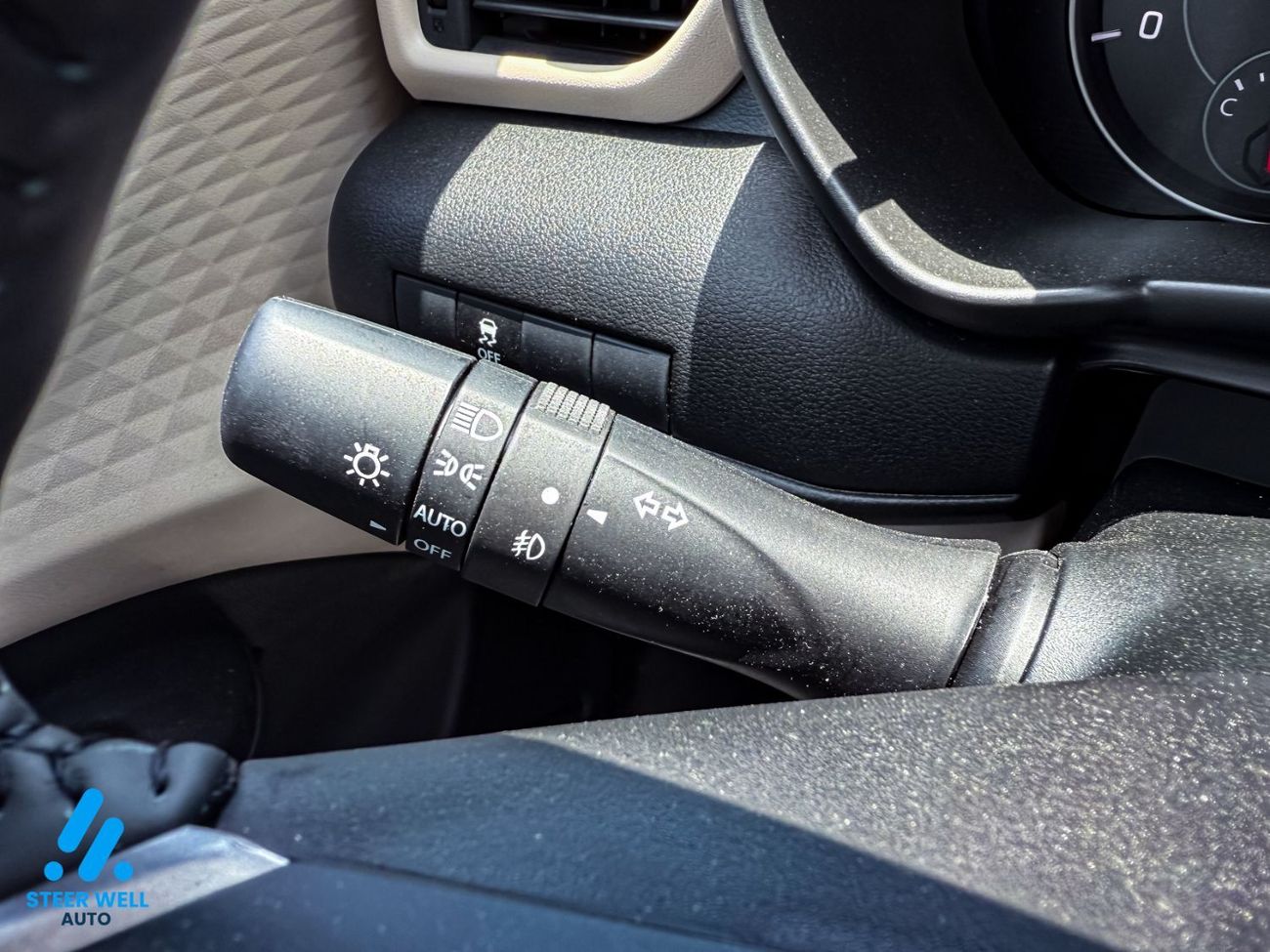 سوزوكي دزاير 2026 GLX 1.2-litre 4-cylinder petrol engine - 5 Speed AT - 9 inch Touchscreen - EXPORT