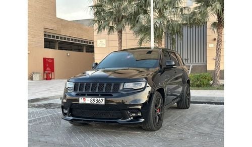 جيب جراند شيروكي SRT 6.4L - 2020 - V8 - HEMI - 475 HP - GCC Specs - Perfect Condition