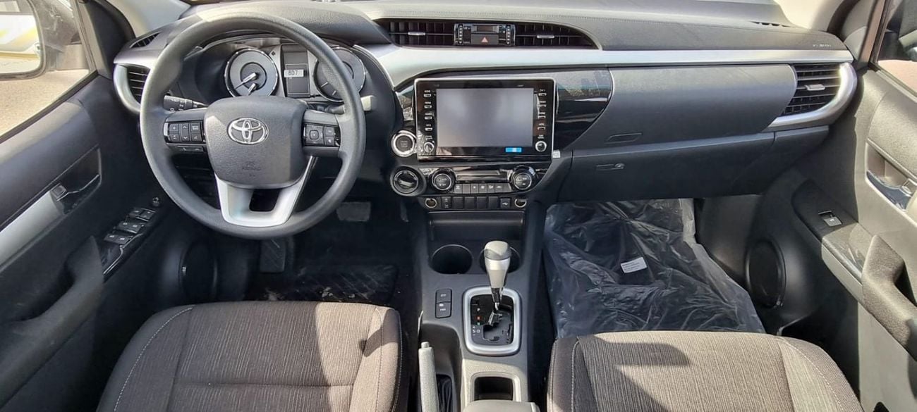 تويوتا هيلوكس TOYOTA HILUX 2.4L DIESEL DOUBLE CABIN 4X4 GLX FULL OPTION MY 2025