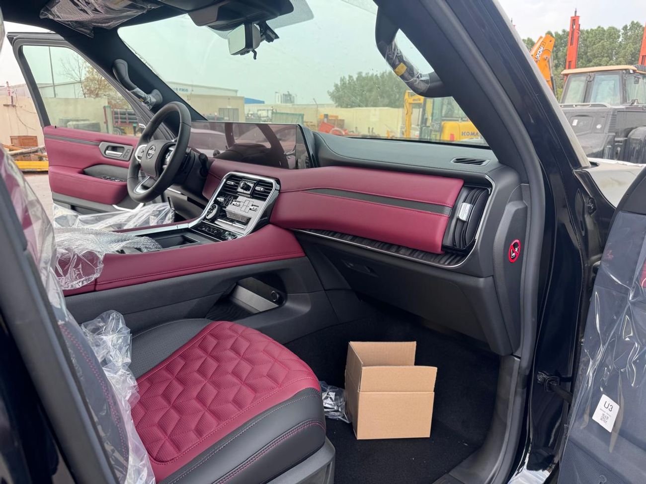 Nissan Patrol LE PLATINUM CITY 3.5L_ 2026_ (BLACK _BURGUNDY)