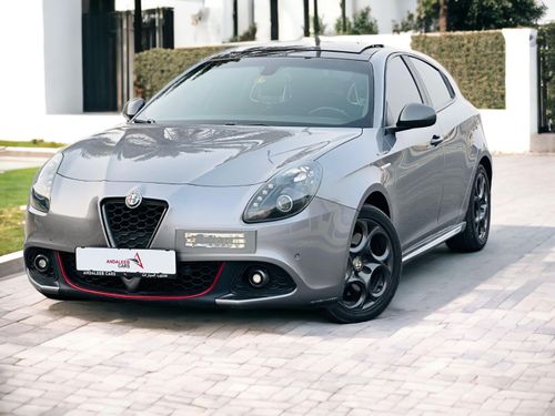 Alfa Romeo Giulietta Veloce AED 710 PM | ALFA ROMEO GIULIETTA 1.8 TC I4 | GCC | 0% DP | WELL MAINTAINED | STYLING EXTERIO