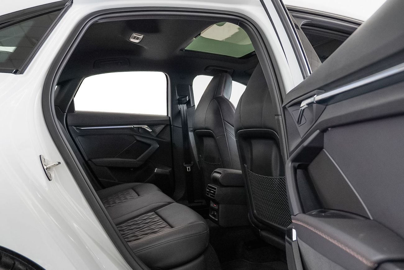Audi S3 SRT8 TFSI quattro 2.0L Sedan