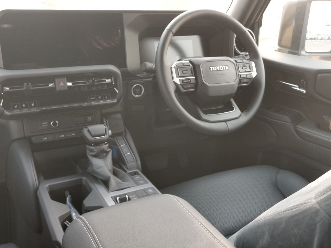 Toyota Prado Brand New L Prado Petrol 2.7 liter ,Right Hand Drive ,Only For Export Available