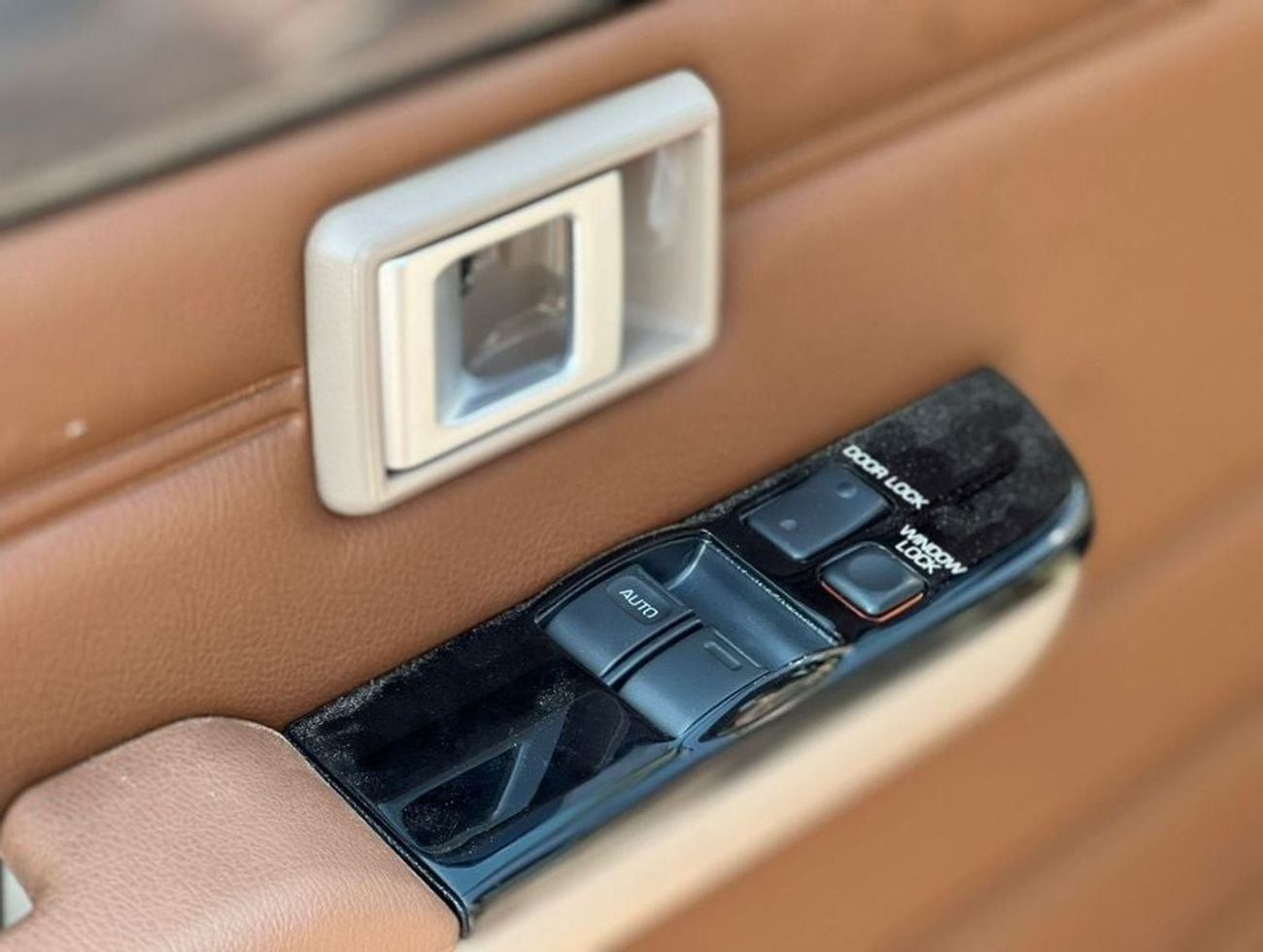 تويوتا لاند كروزر بيك آب TOYOTA LAND CRUISER (70 SERIES) (GRJ79) 4.0L Pick-up 4WD