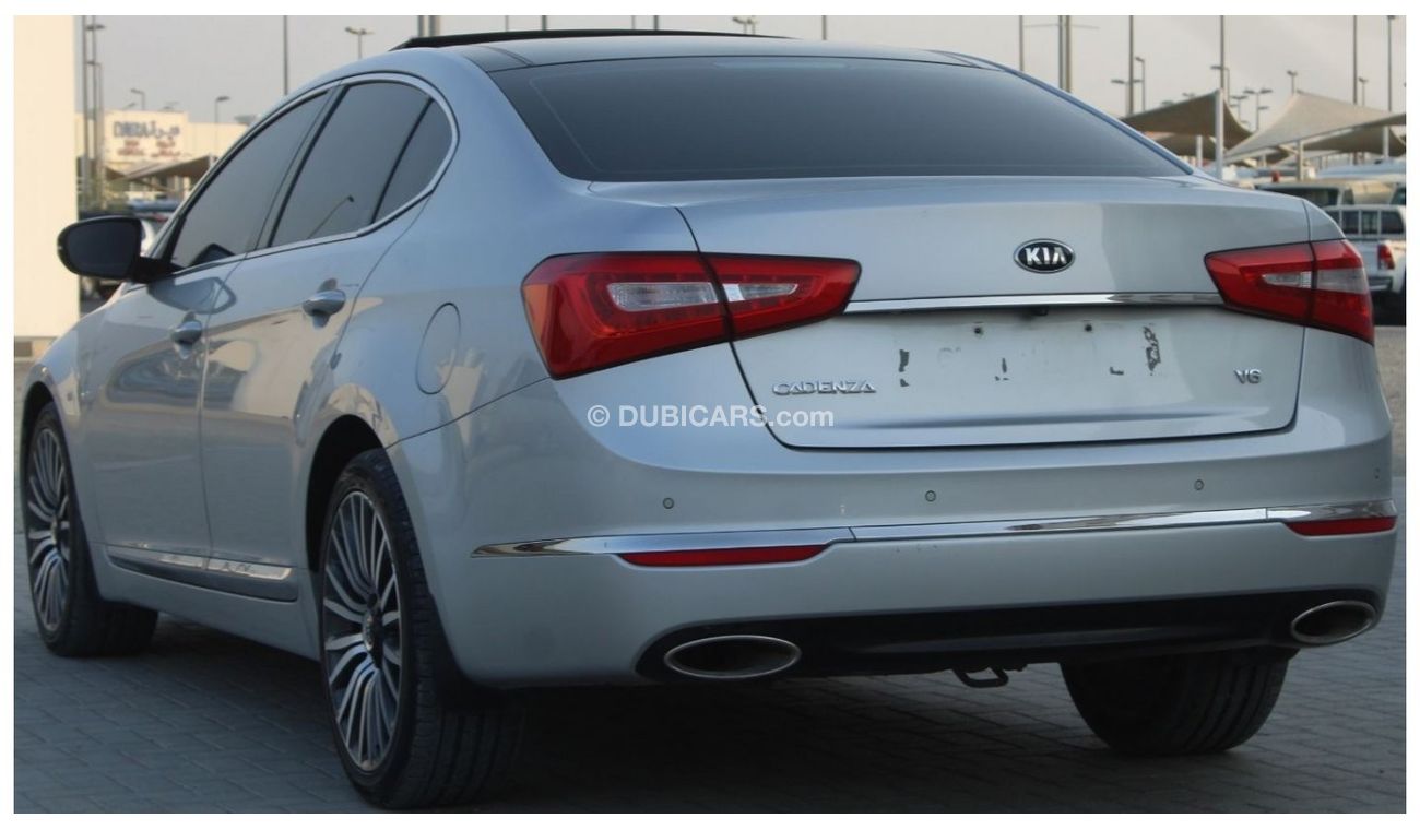 كيا كادنزا كيا كادينزا 2015 خليجي فل كامل  بحالة ممتازة بدون صبغ بدون حوادث