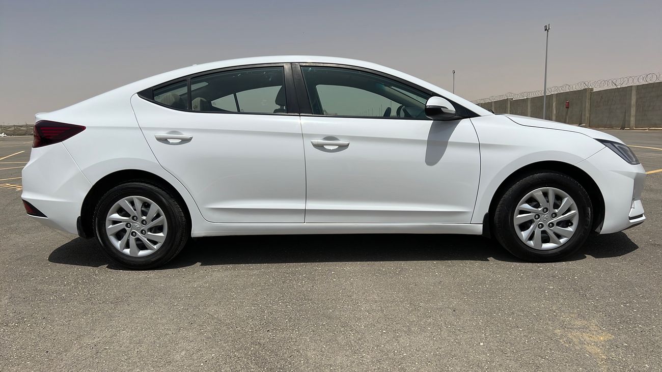 Hyundai Elantra 1600