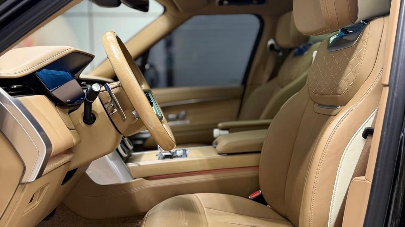 Land Rover Range Rover LWB SV P615 4.4L | Under Al Tayer Warranty