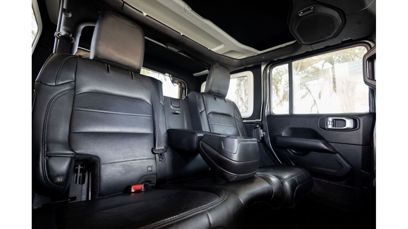 Jeep Wrangler Jeep Wrangler Unlimited Sahara Night Eagle Edition 2019 GCC under Warranty with Flexible Down-Paymen