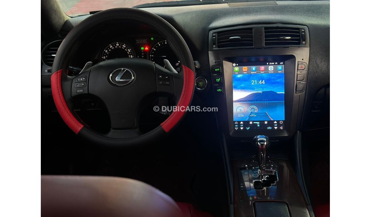 Lexus IS350