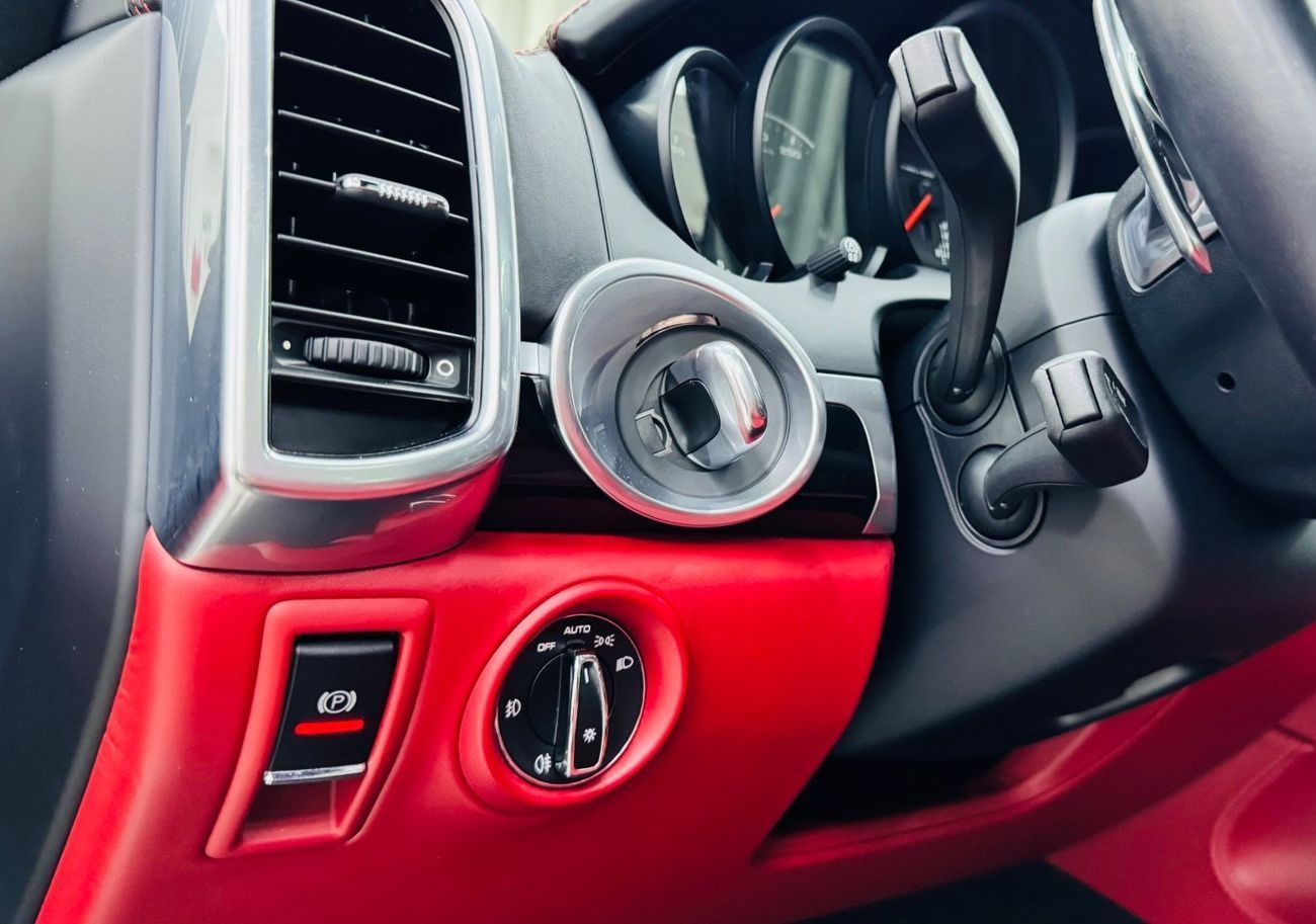 بورش كايان Platinum Edition