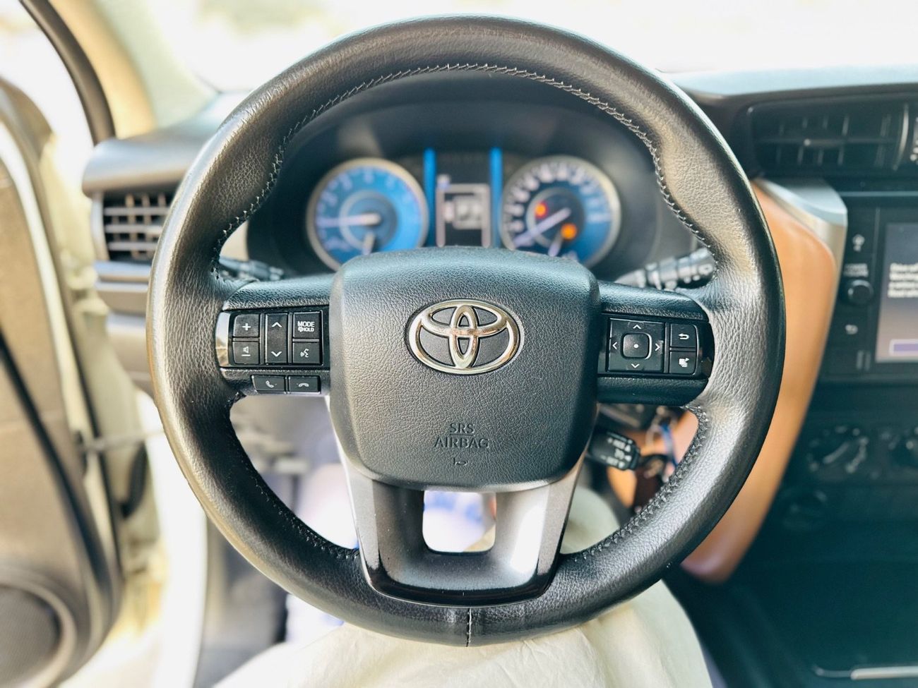 Toyota Fortuner EXR 2.7L (160 HP)