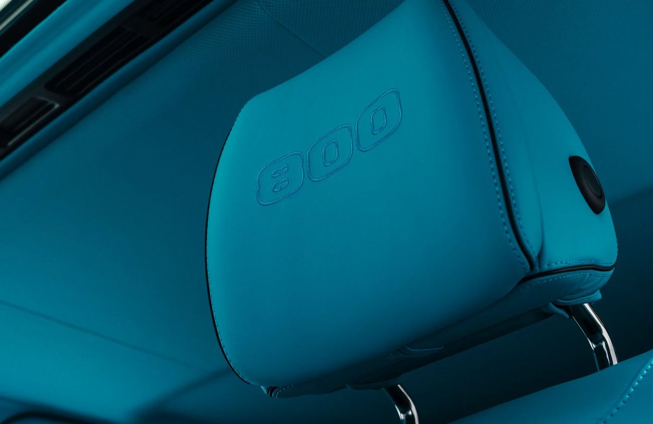 Mercedes-Benz G 63 AMG 4X4² 4.0L V8 Bi-Turbo Engine