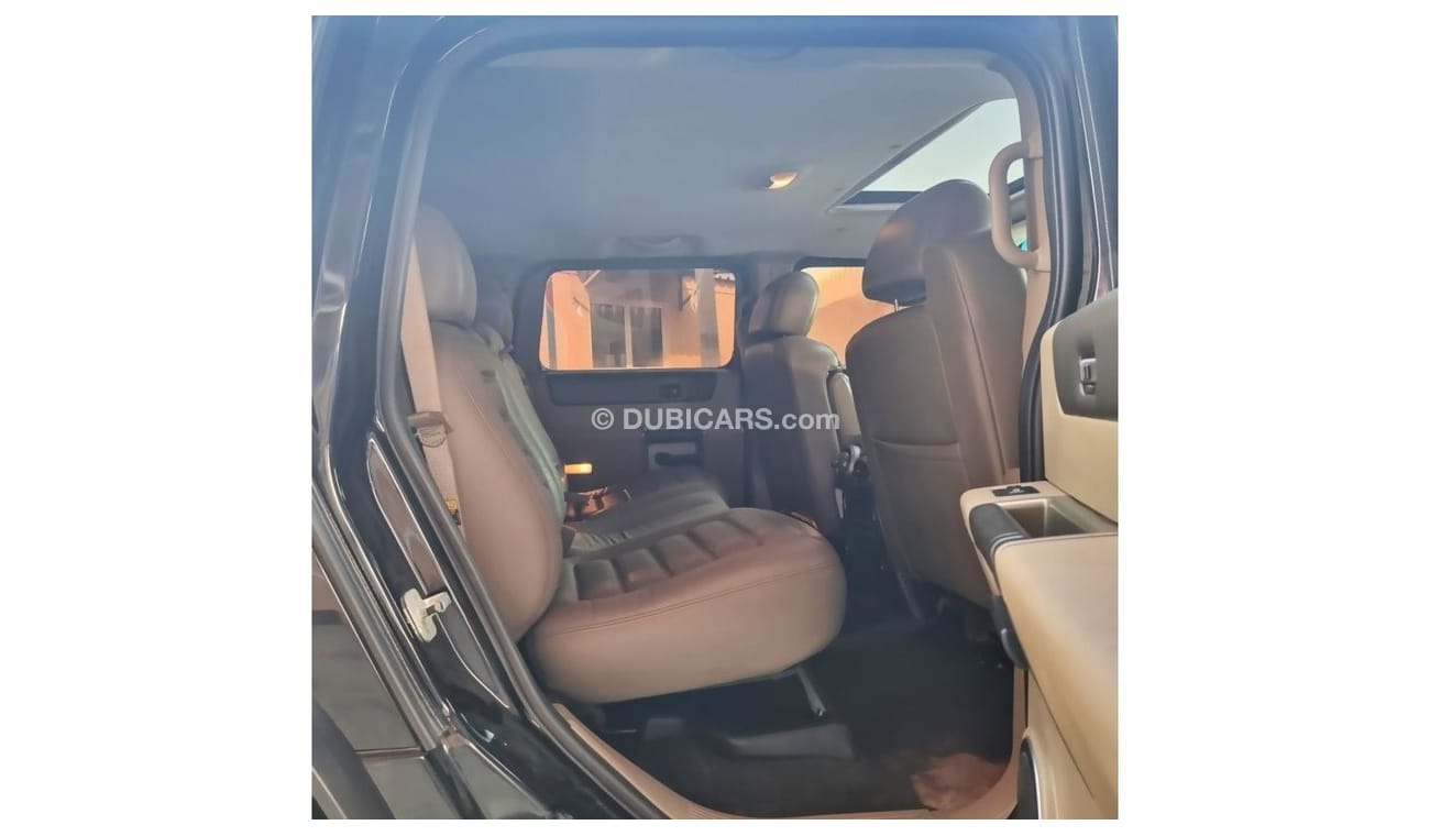 Hummer H2 6.0L-8 Cyl-4WD-excellent condition-GCC Specs