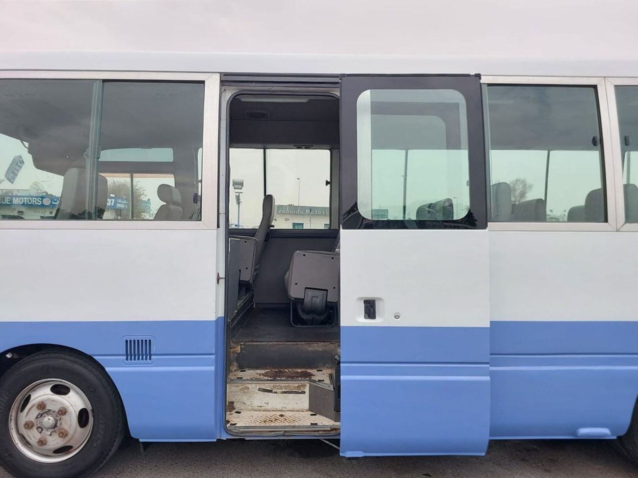 نيسان سيفيليان (RAMADAN OFFER) NISSAN CIVILIAN BUS RHD 2003 MODEL 4.2 L DIESEL AUTOMATIC(PM20032)
