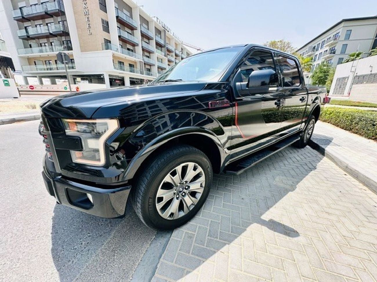 فورد F 150 لاريات كرو لوكس+حزمة رياضية