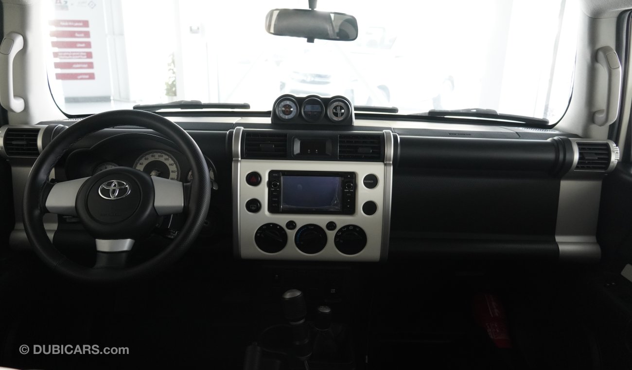 Toyota FJ Cruiser Toyota FJ Cruiser GXR 2017 - AED 1,802 EMI