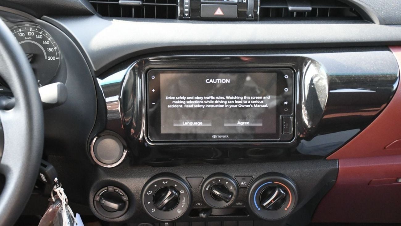 Toyota Hilux GL 2.4L Double Cab Utility