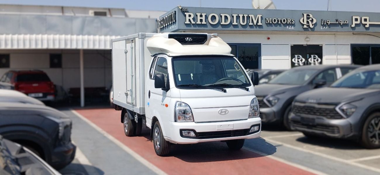 Hyundai H 100 Hyundai H100 2.6L Diesel MT Box 2026YM