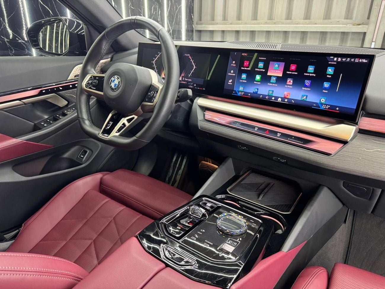 بي أم دبليو 520i 2.0 L, 8 Speed , RWD