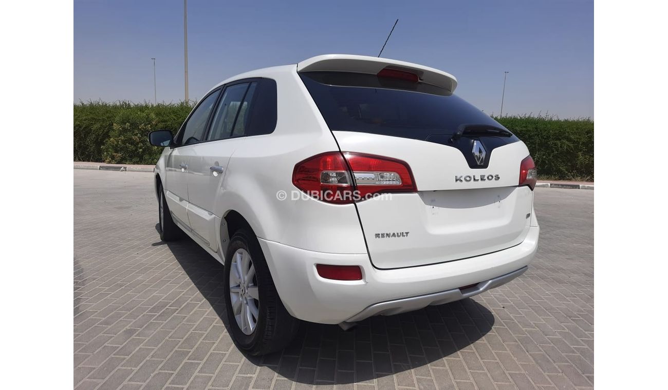 Renault Clio Renault coleos 2014 g cc full automatic