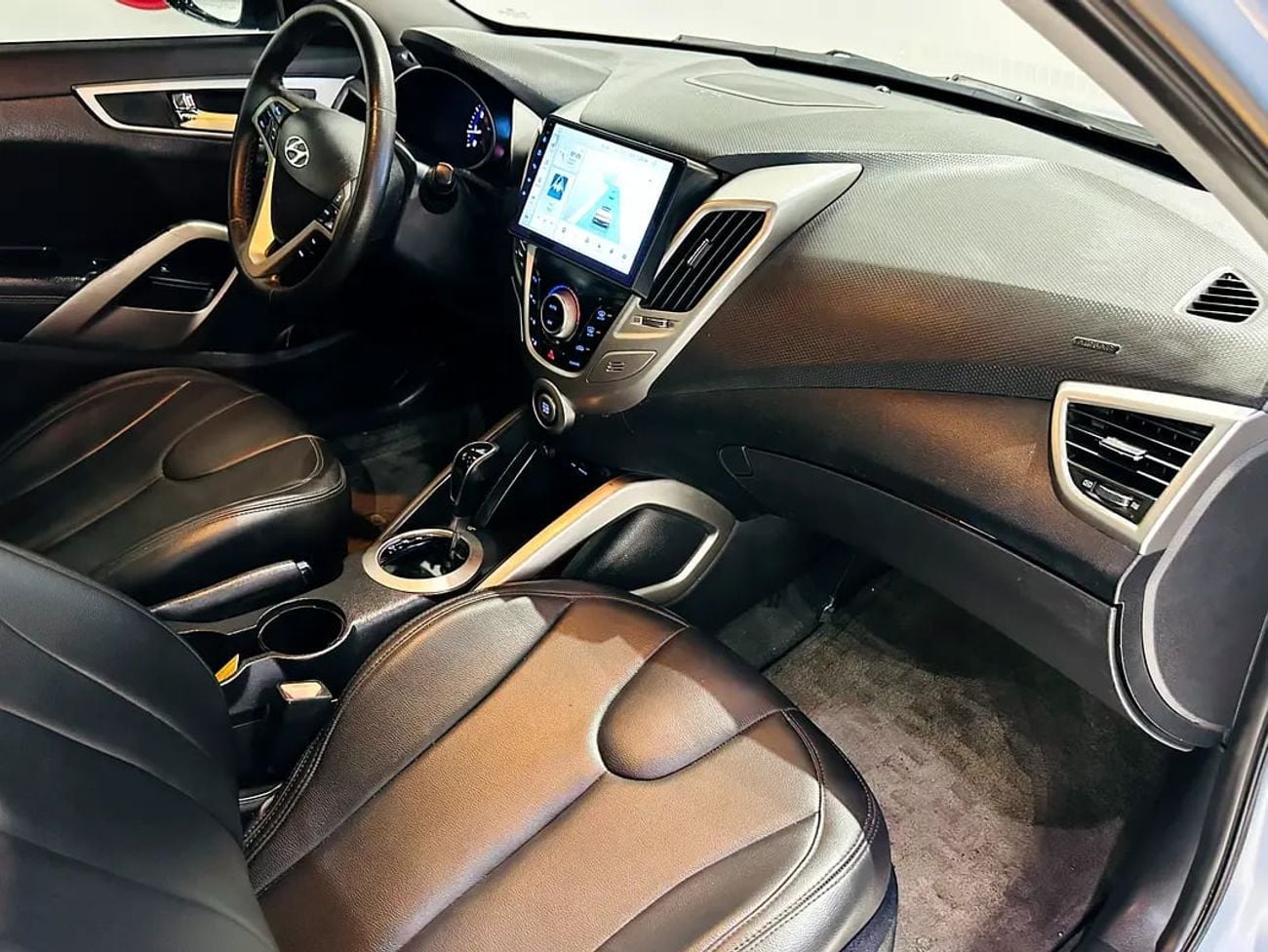 Hyundai Veloster GLS 1.6L