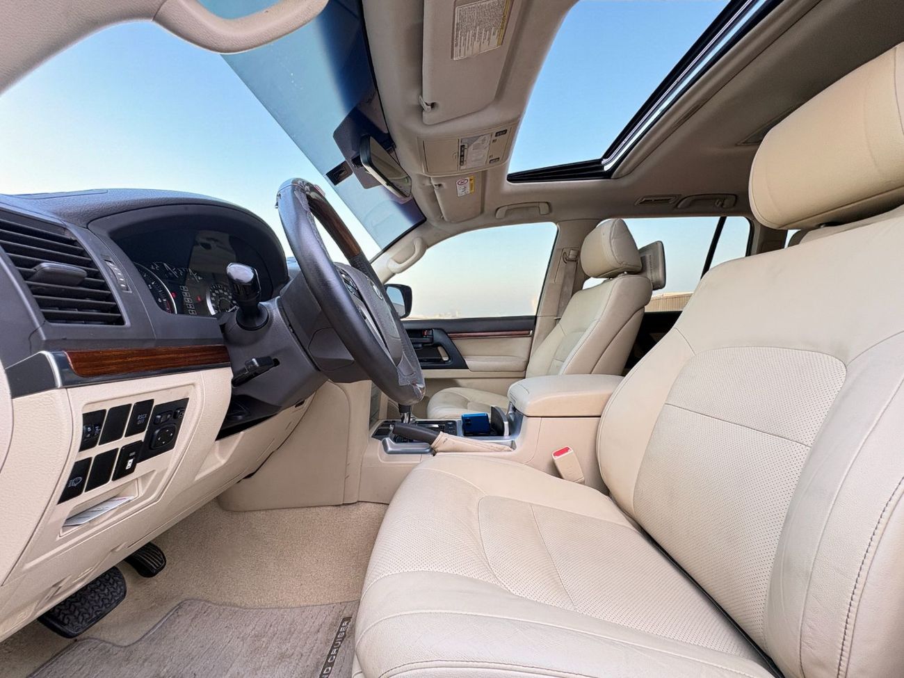 تويوتا لاند كروزر GXR 4.0L (271 HP) 4WD