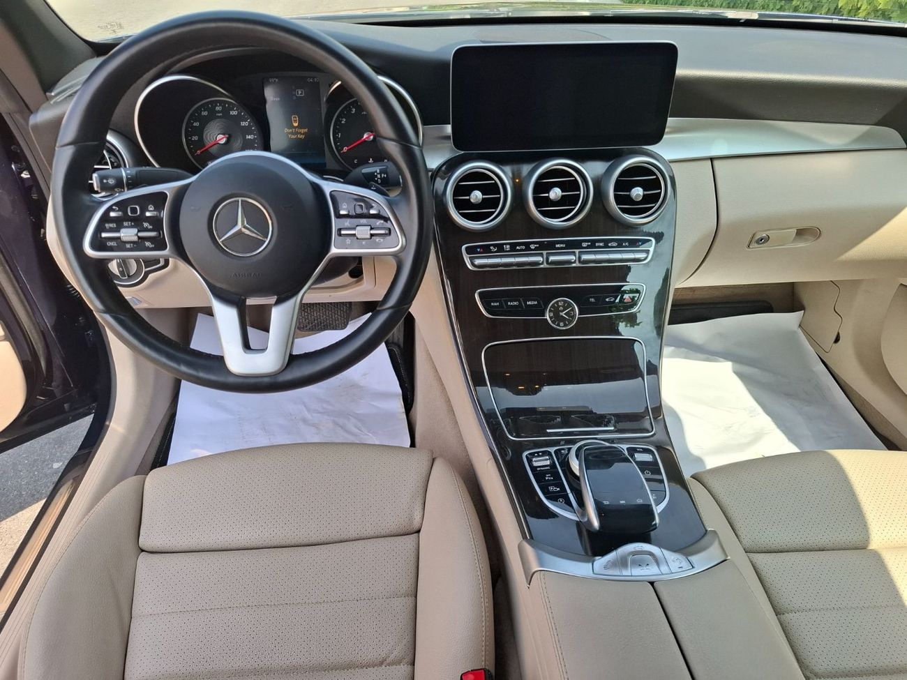 Mercedes-Benz C 300 Coupe Mercedes-Benz C300 2019 full option  convertible