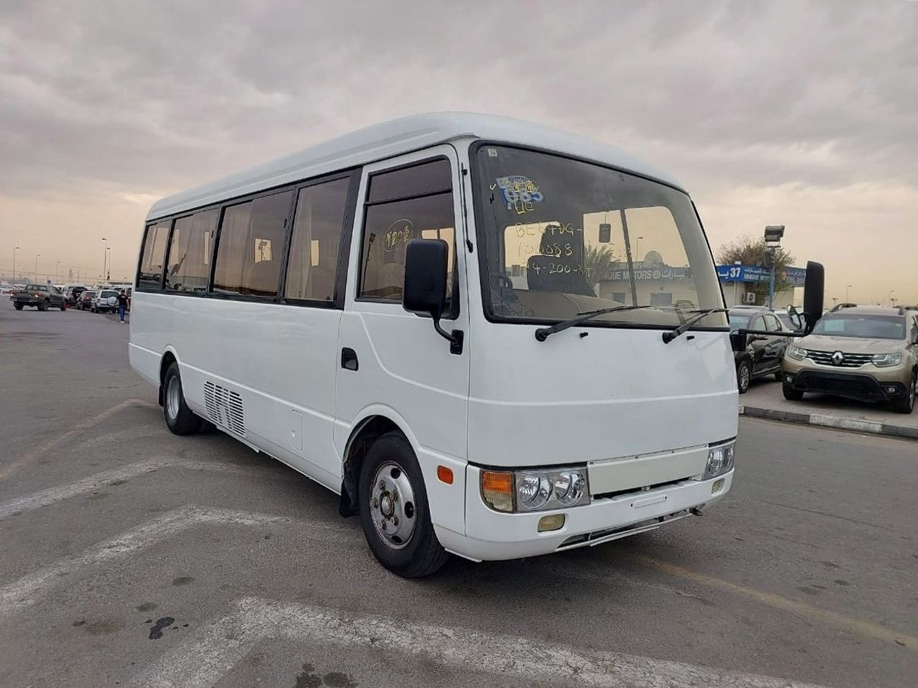 ميتسوبيشي روزا MITSUBISHI ROSA BUS RHD 1999 MODEL 4.9 L DIESEL AUTOMATIC(PM00088)