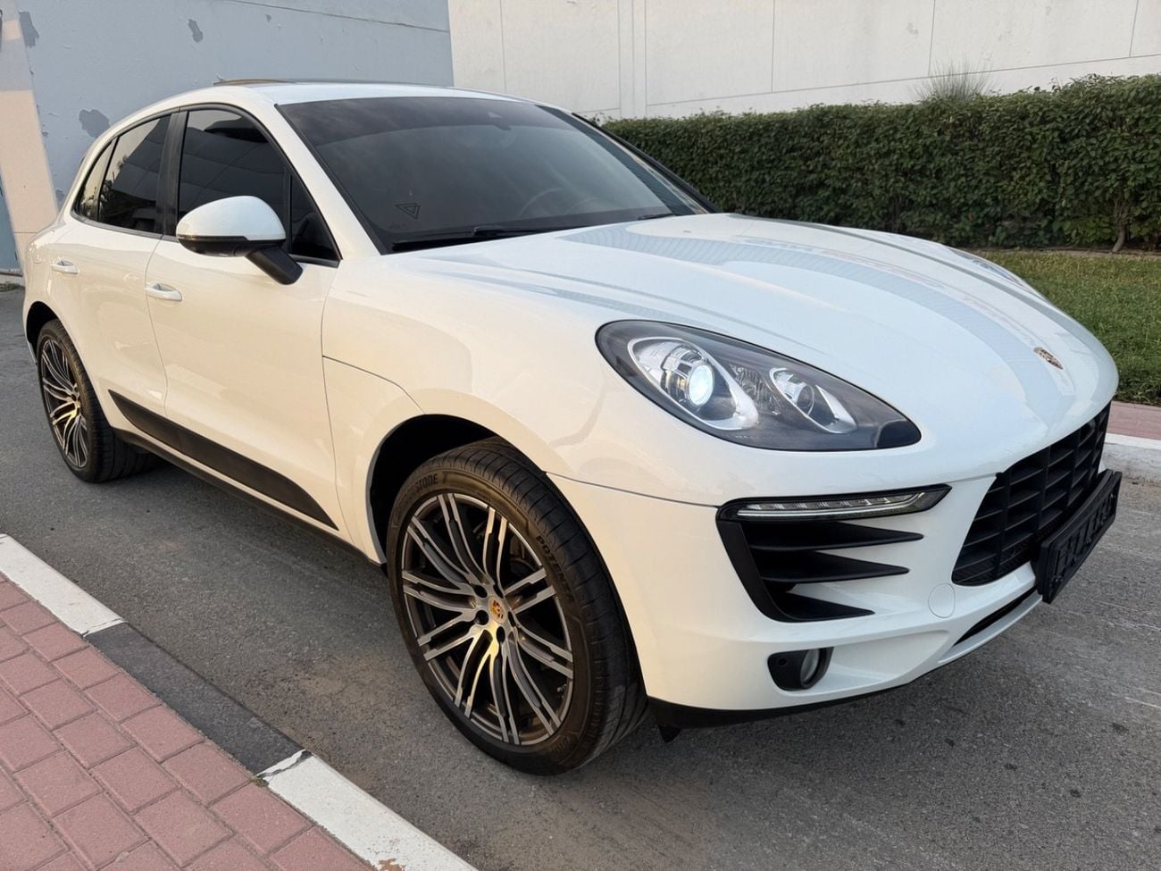 Porsche Macan T 2.0L (260 HP)