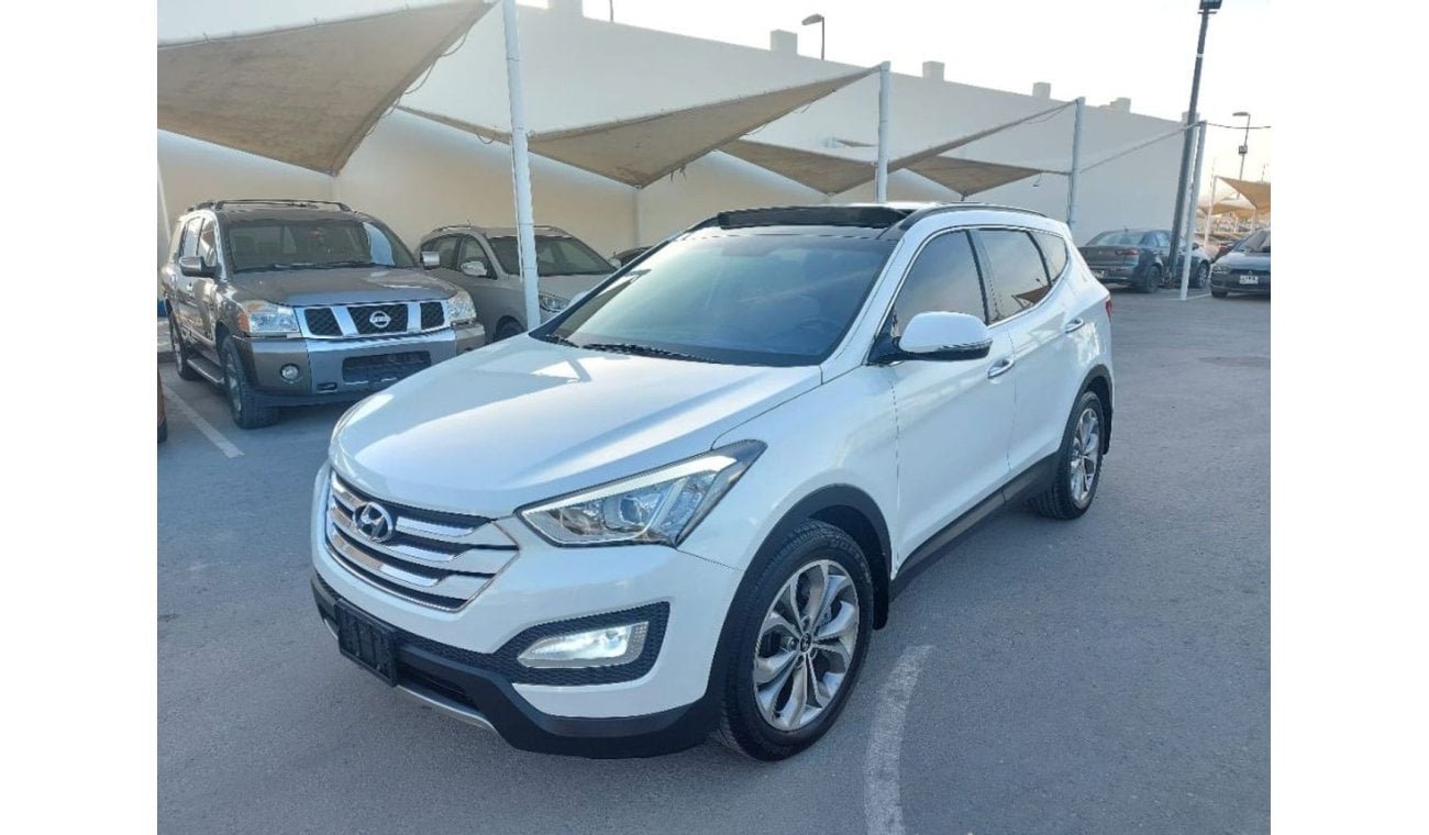 Hyundai Santa Fe Santa Fe 2016 Gcc 4WD V6 panoramic 7seats