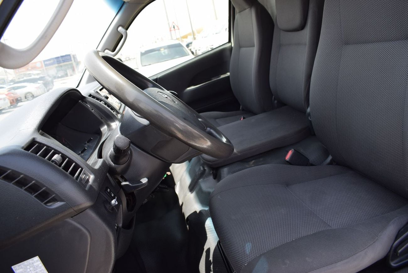 Toyota Hiace GLS -High Roof  Panal Van 2.7L Toyota Hiace GLS -High Roof  Chiller Van 2.7L, model:2021