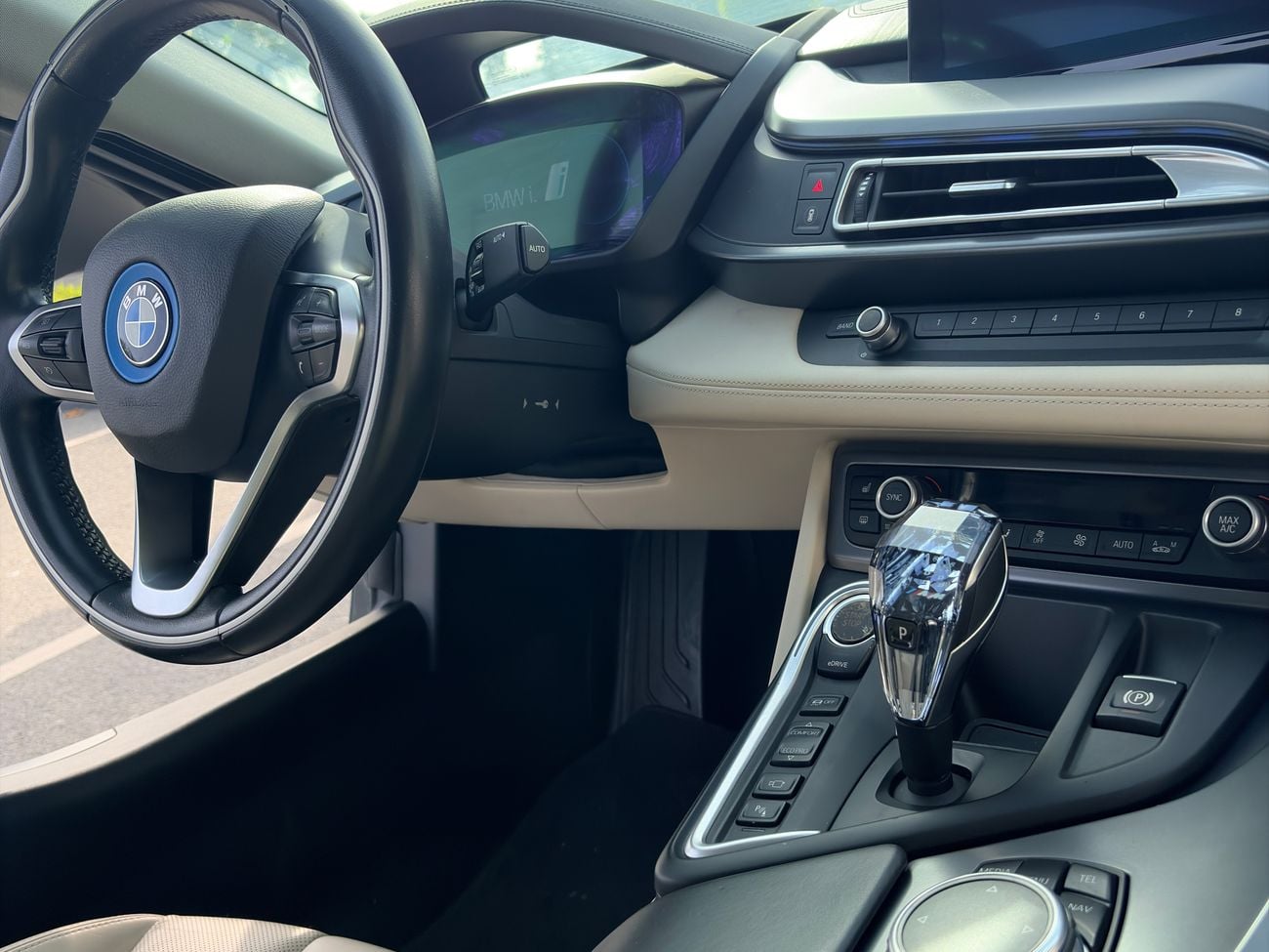 BMW i8 Plug-In Hybrid 1.5L