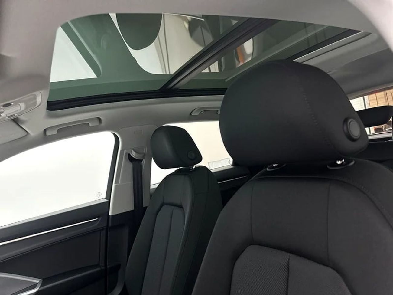 Audi Q3 Advanced 35 TFSI 150hp (Ref# 1029415)