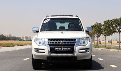 Mitsubishi Pajero GLS HIGHLINE ACCIDENTS FREE - GCC - PERFECT CONDITION INSIDE OUT - FULL OPTION
